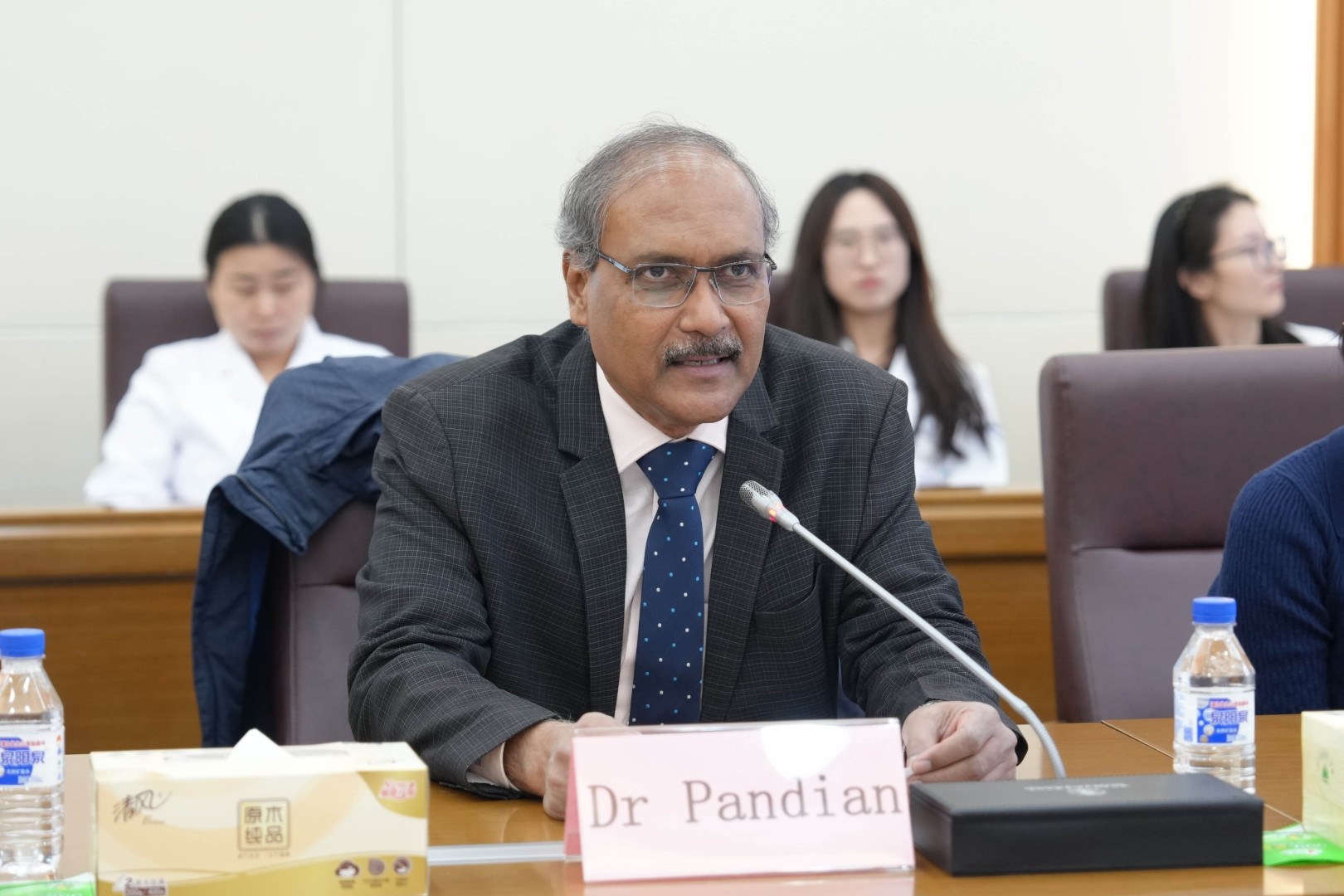 图4（世界卒中组织主席&nbsp;Dr Pandian&nbsp;讲话）.jpg